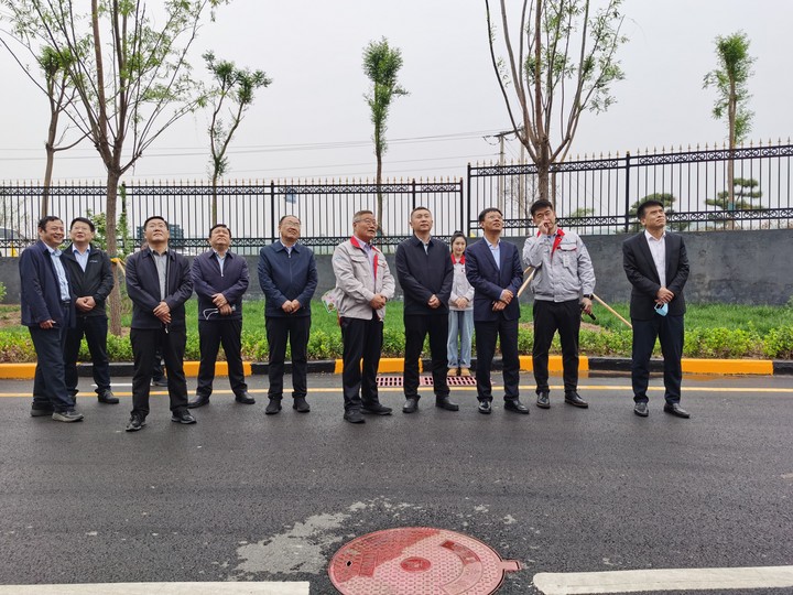 臨汾市委副書(shū)記、市長(zhǎng)王延峰蒞臨華翔集團(tuán)調(diào)研